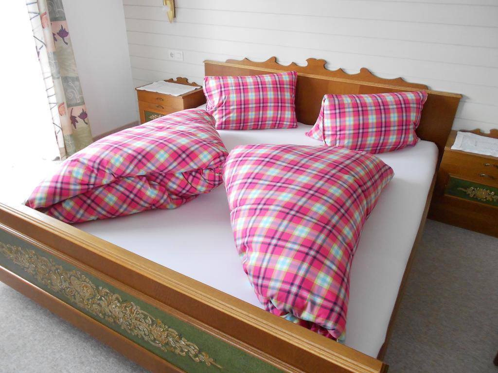Haus Leitgeb Apartamento Telfes im Stubai Quarto foto